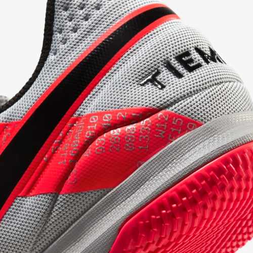 کفش فوتسال نایک تمپو لجند 8 آکادمی خاکستری نارنجیNIKE TIEMPO LEGEND 8 ACADEMY 