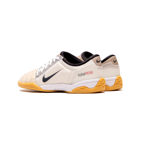 کفش فوتسال نایک توتال90 NIKE TOTAL90 IB8182-100