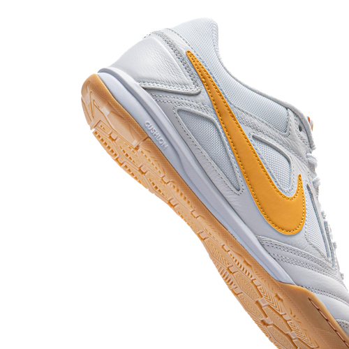 نایک گتوNike Gato Indoor HQ6019-101